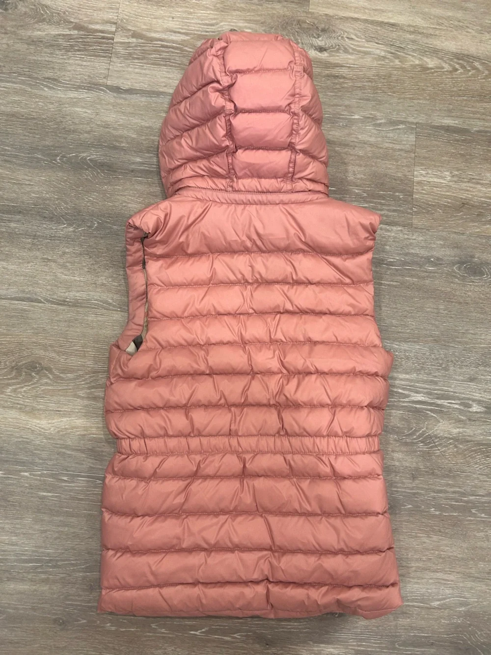 Girls Burberry Children Kids Pink Puffer Vest Size 12Y detachable hood